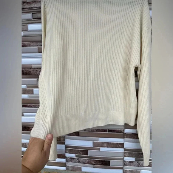 Spiritual Gangster Dreamer Mock Neck Sweater Cream Large - Picture 5 of 12